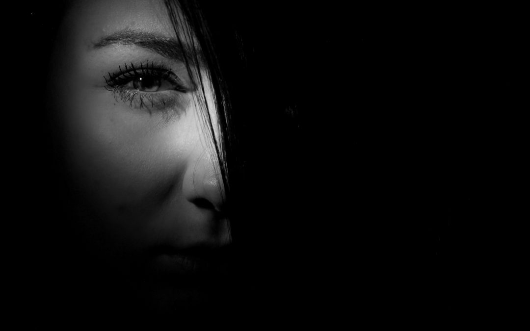 ¿Es posible recuperar un ojo vago con terapia o medicación?
