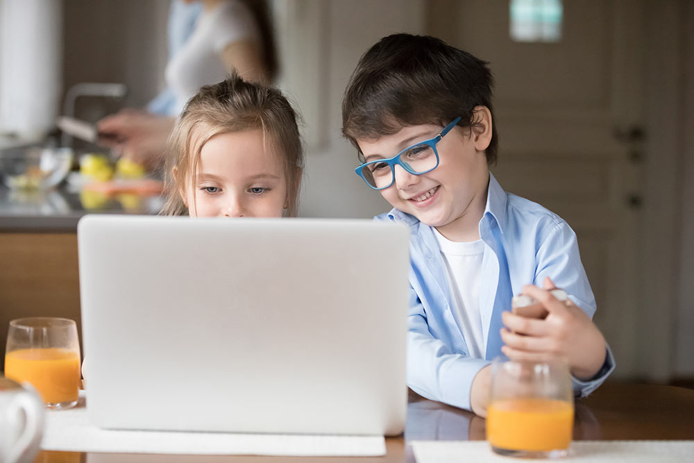 Problemas Visuales en Menores por el uso de Dispositivos Digitales