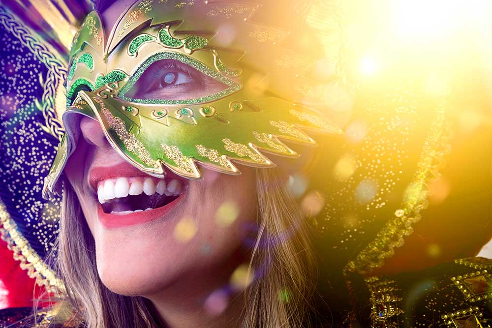 ¡Prepara tus Lentes de Colores para Carnaval!